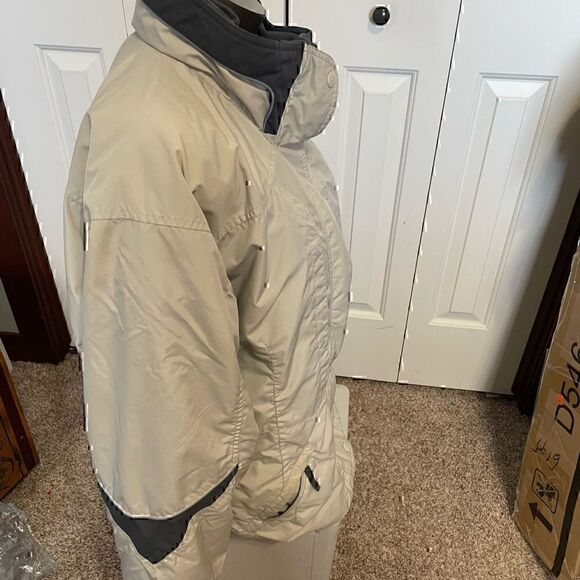 Columbia Interchange Core Beige Two Layer Winter Jacket - Picture 4 of 5